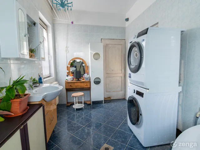 Eladó ház Budapest XVII. kerület, Rákosliget 187 nm