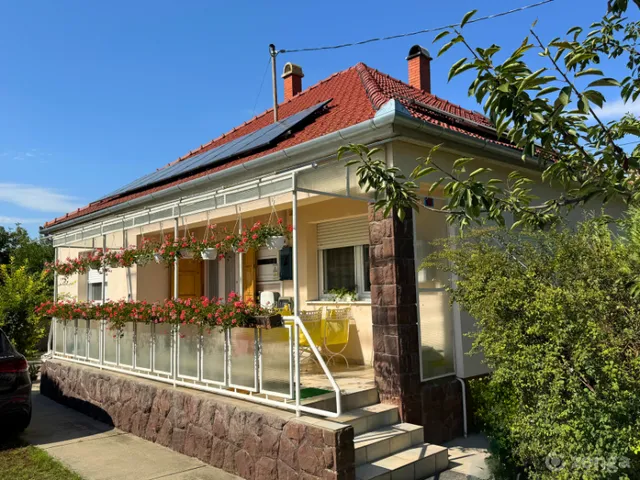 Eladó ház Kunszentmiklós 180 nm