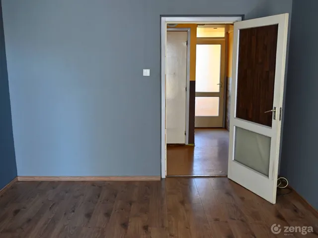 Eladó lakás Tatabánya, Gál István-lakótelep 63 nm