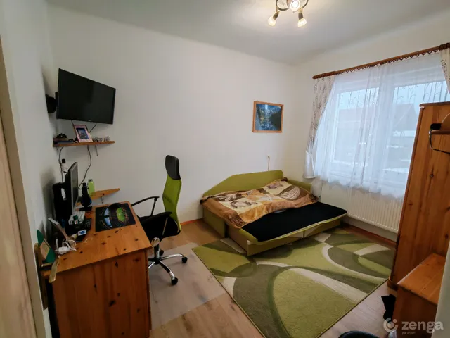 Eladó ház Berekfürdő, Fenyő  96 nm