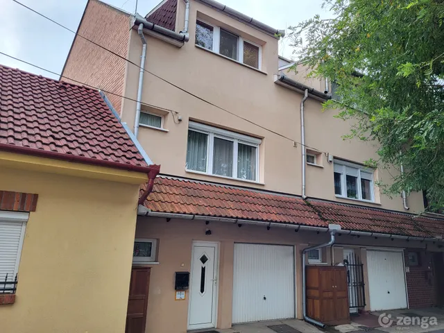 Eladó ház Debrecen 160 nm