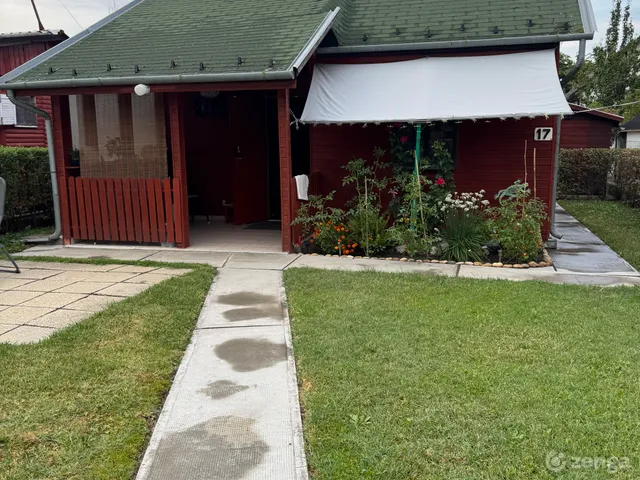 Eladó telek Tóalmás 250 nm