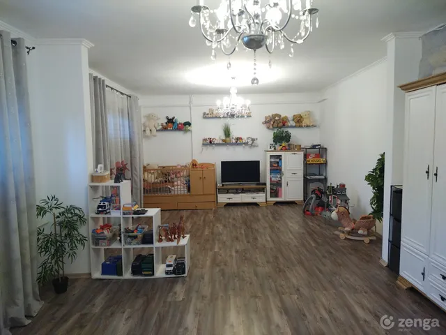Eladó ház Ercsi 214 nm