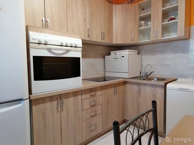 Kiadó lakás Pécs, Csikor Kálmán utca 17. 53 nm