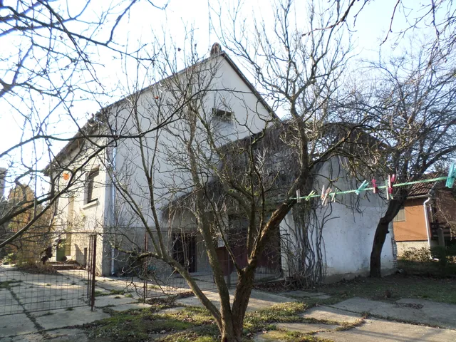 Eladó ház Martonvásár 150 nm