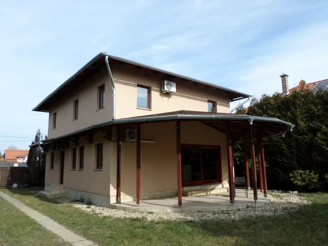 Eladó ház Érd 150 nm