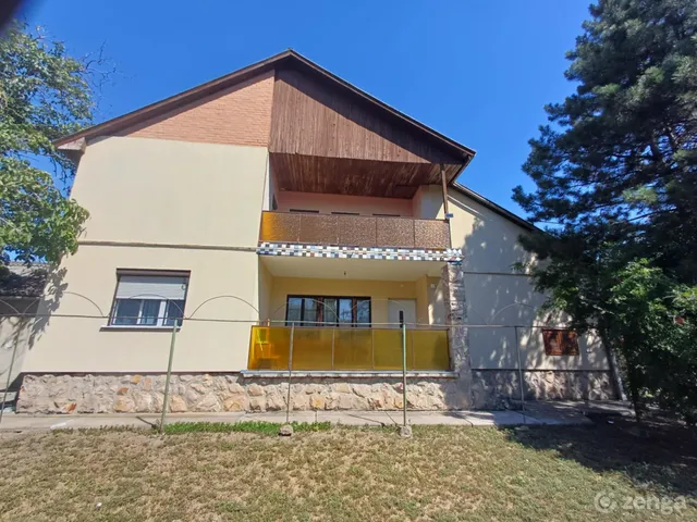 Eladó ház Derekegyház 151 nm