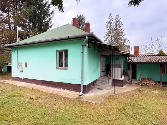 Eladó ház Szőlősgyörök 80 nm