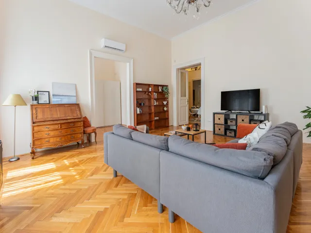 Eladó lakás Budapest V. kerület, Belváros 110 nm