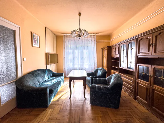 Eladó ház Budapest XIV. kerület, Gödöllői 110 nm