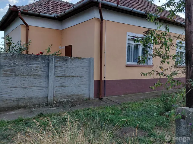 Eladó ház Csanádapáca, Táncsics Mihály utca 80 nm