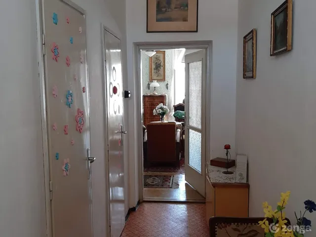 Eladó lakás Kapuvár, Városközpont 72 nm