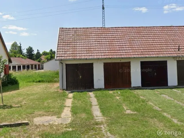 Eladó garázs Gyula, Törökzug 18 nm