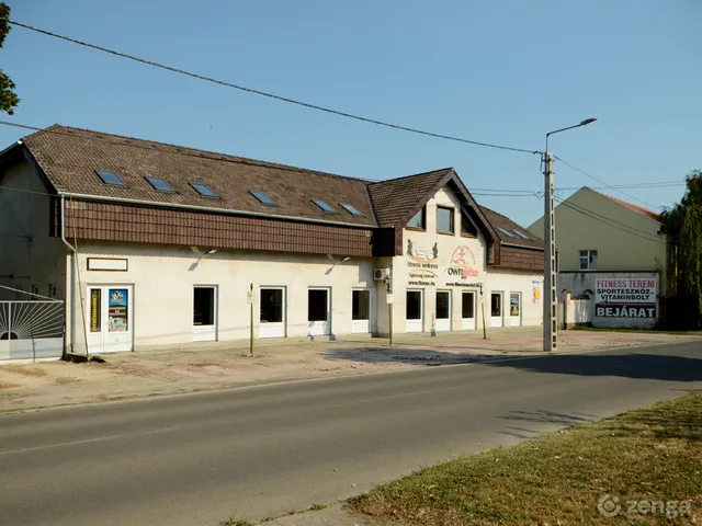 Eladó kereskedelmi és ipari ingatlan Kalocsa 1048 nm