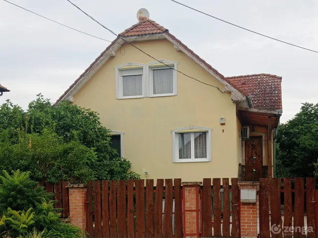 Eladó ház Halásztelek 140 nm