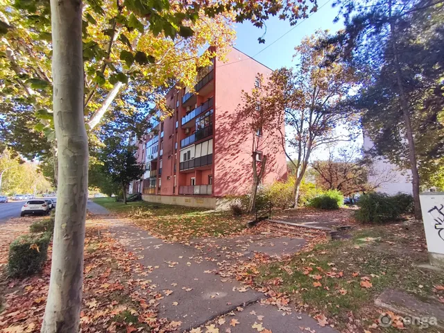 Eladó lakás Pécs, Uránváros 54 nm