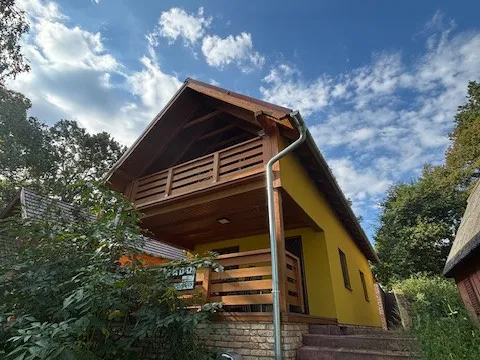 Eladó üdülő és hétvégi ház Tatabánya 90 nm