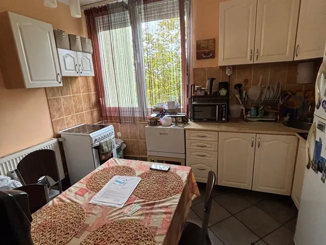 Eladó lakás Tatabánya, Dózsakert 55 nm