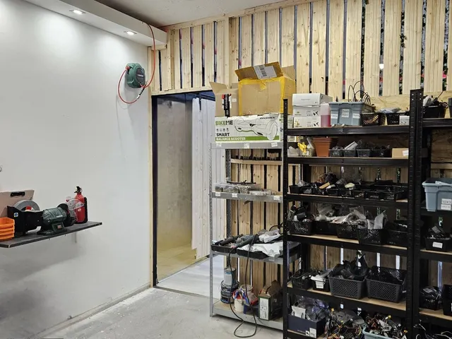 Eladó kereskedelmi és ipari ingatlan Budapest IX. kerület 50 nm