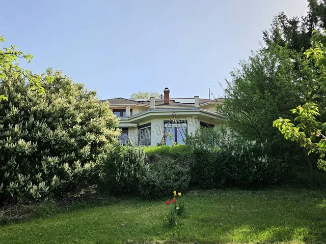 Eladó ház Budakeszi, Máriamakk 396 nm