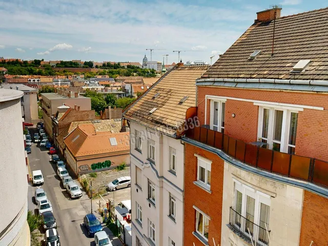 Eladó lakás Budapest I. kerület 55 nm