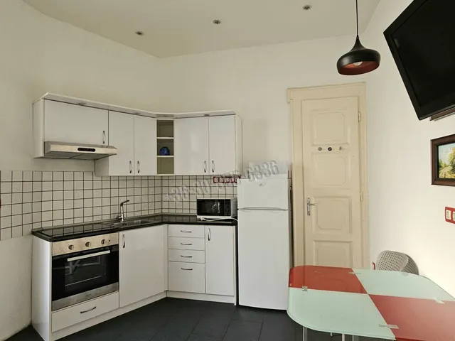Kiadó lakás Budapest II. kerület, Országút 25 nm