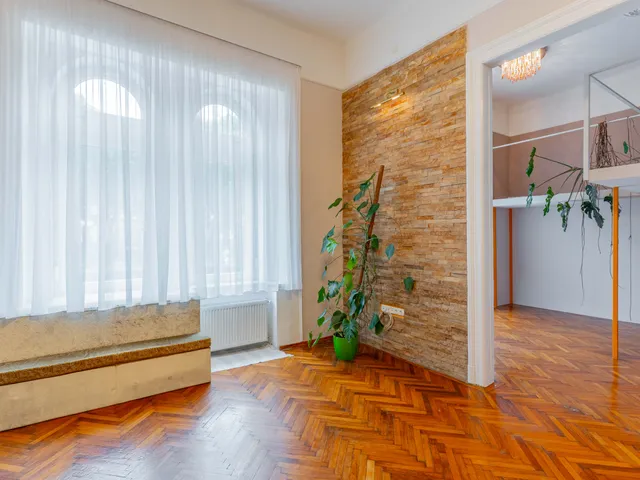 Eladó lakás Budapest VII. kerület 72 nm