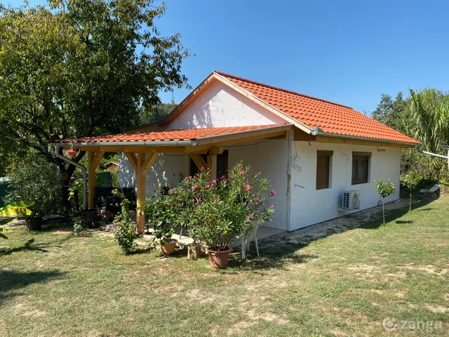 Eladó üdülő és hétvégi ház Fonyód 70 nm