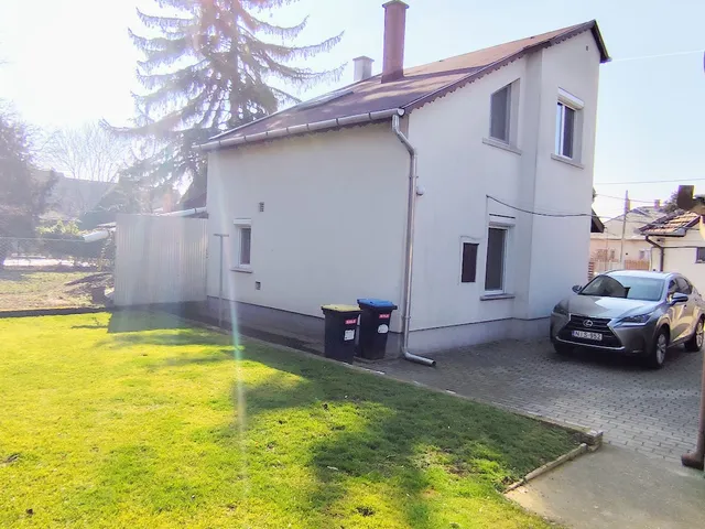 Eladó ház Budapest XVIII. kerület, Kossuth Ferenc-telep 166 nm