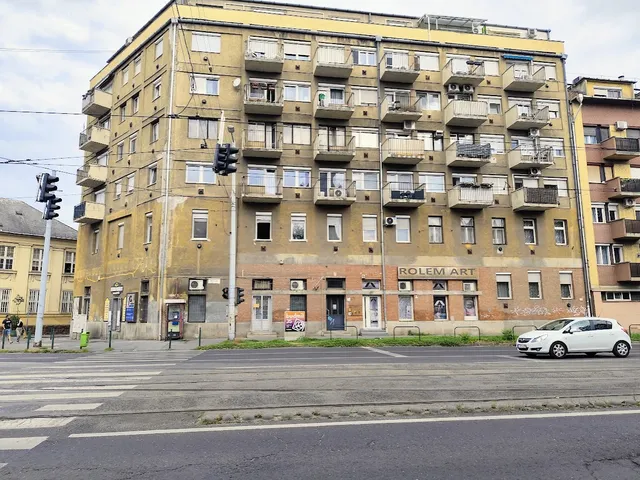 Kiadó kereskedelmi és ipari ingatlan Budapest IX. kerület, Belső Ferencváros, Haller u. 44. 48 nm