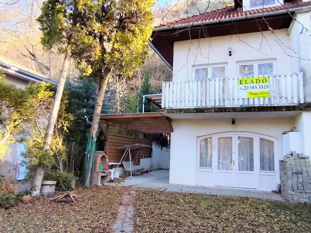 Eladó ház Balatonakarattya 129 nm