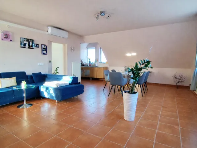 Eladó ház Szigethalom, Marlyntelep 131 nm