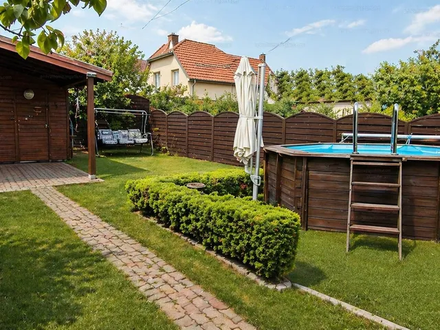 Eladó ház Budapest XVII. kerület, Rákoskert 136 nm