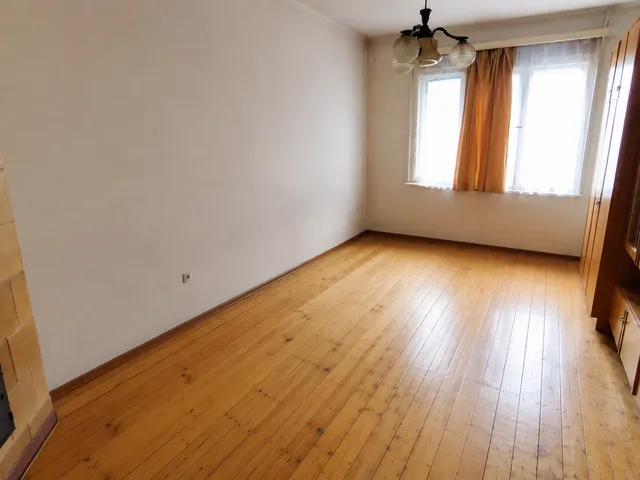 Eladó ház Budapest XVIII. kerület, Ganztelep, Szinyei Merse u. 76 nm