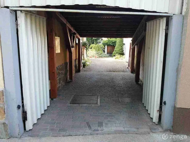 Kiadó ház Székesfehérvár, Sóstó 80 nm