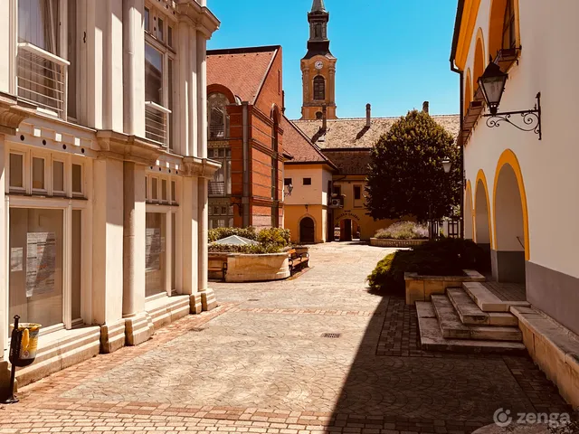 Eladó lakás Székesfehérvár, Belváros 127 nm