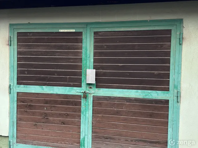 Eladó garázs Szeged, Újszeged 12 nm