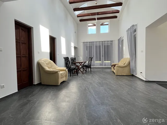 Kiadó ház Albertirsa 140 nm