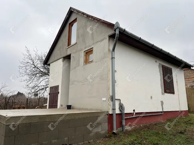 Eladó üdülő és hétvégi ház Monor 30 nm