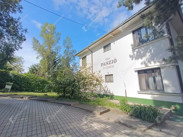 Eladó kereskedelmi és ipari ingatlan Sopron 637 nm