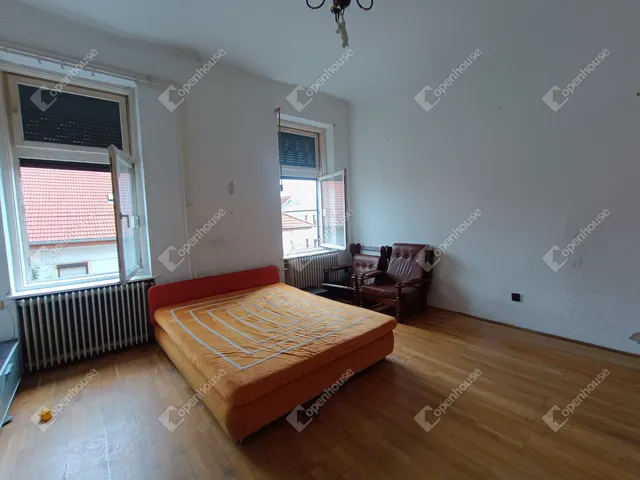 Eladó lakás Sopron 64 nm