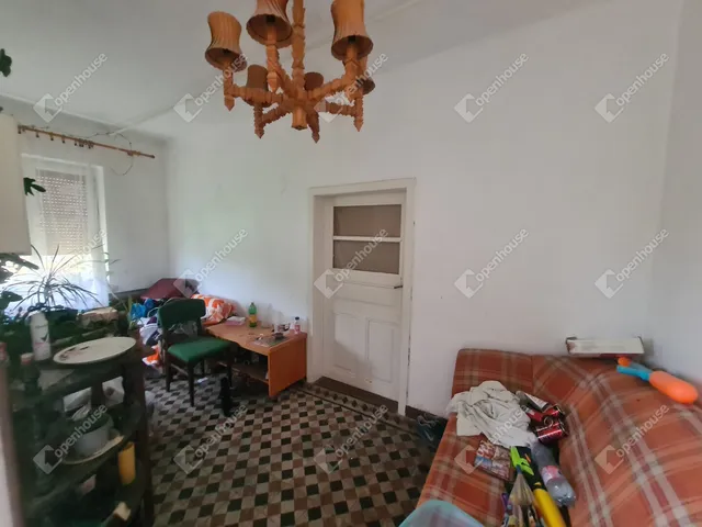 Eladó ház Győrújbarát 98 nm