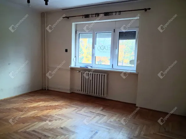 Eladó lakás Almásfüzitő 49 nm
