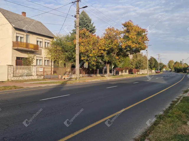 Eladó ház Komárom, Szőny 109 nm