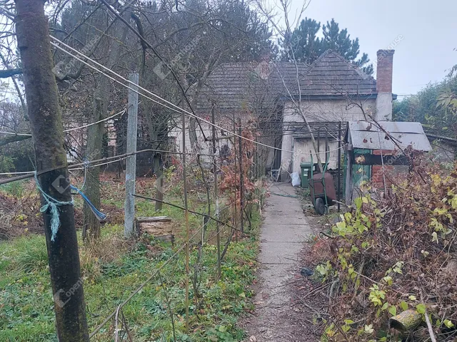 Eladó ház Tatabánya