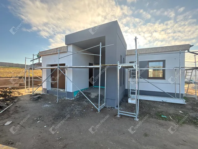 Eladó ház Bábolna 135 nm