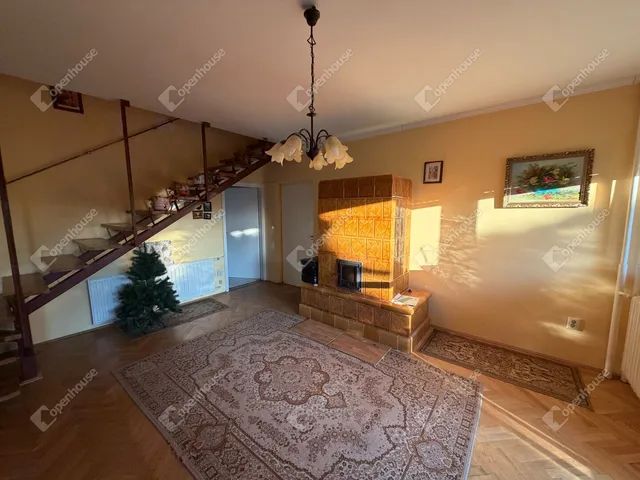 Eladó ház Töltéstava 130 nm