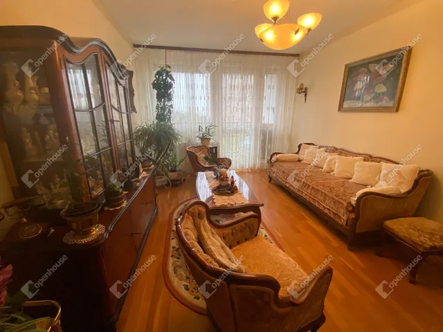 Eladó lakás Kaposvár, Béke-Füredi lakótelep 68 nm