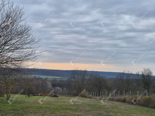 Eladó telek Sülysáp 3552 nm