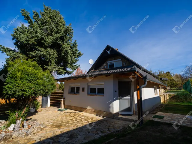 Eladó üdülő és hétvégi ház Kaposvár, Toponár 120 nm